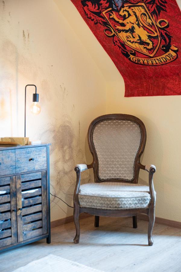- Magical Harry Potter Apartment In Duisburg - 2 Mins Central Station Hbf - Kingsize Bed & Netflix - المظهر الخارجي الصورة